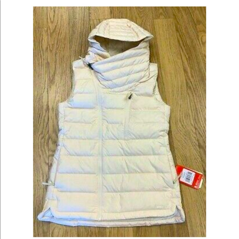 NWOT The North Face Niche Vest